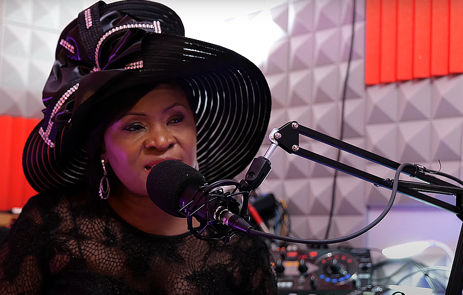 Vicky Fornah : Dis World